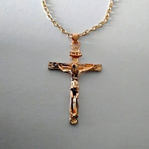 18K GOLD LARGE CROSS